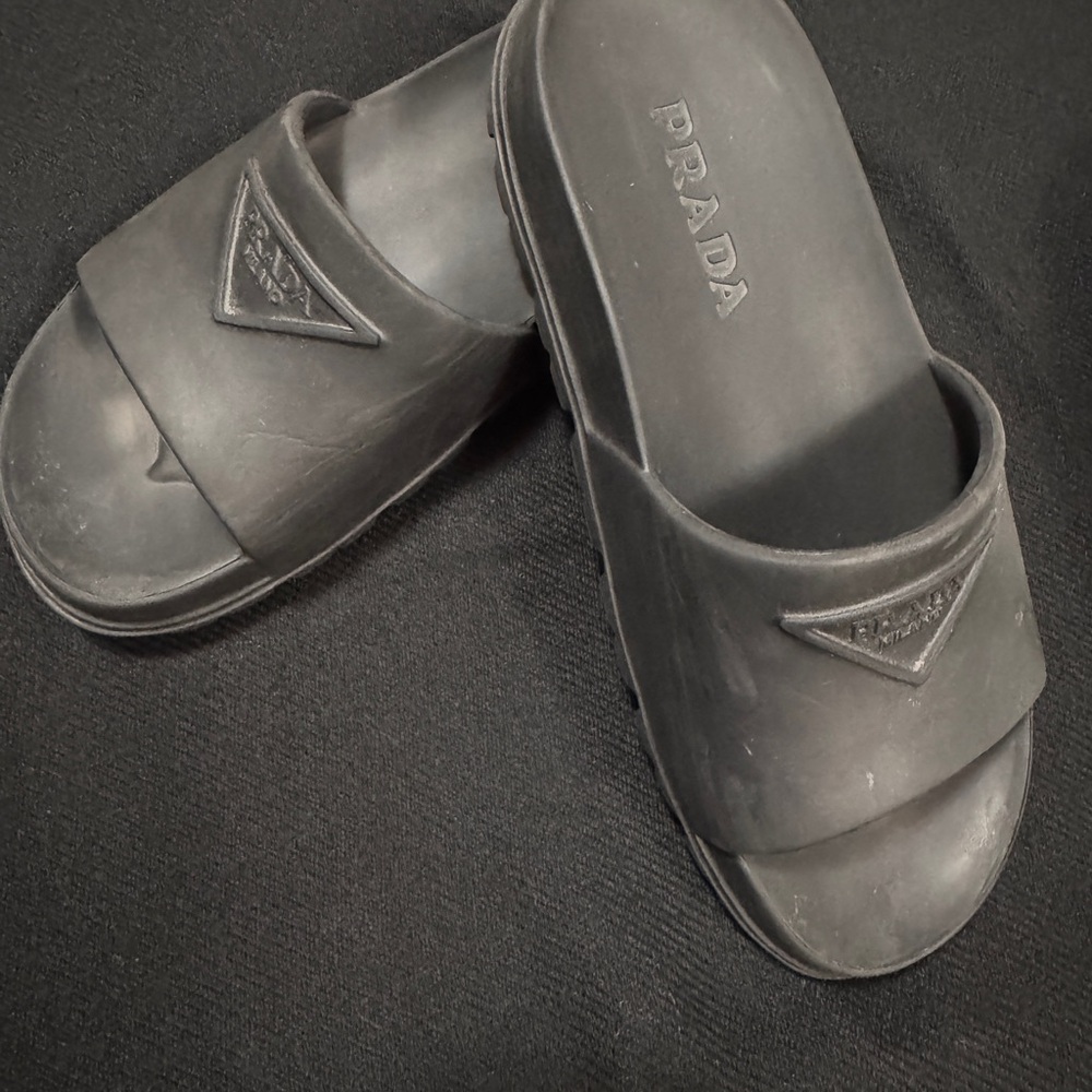 Prada Rubber slides